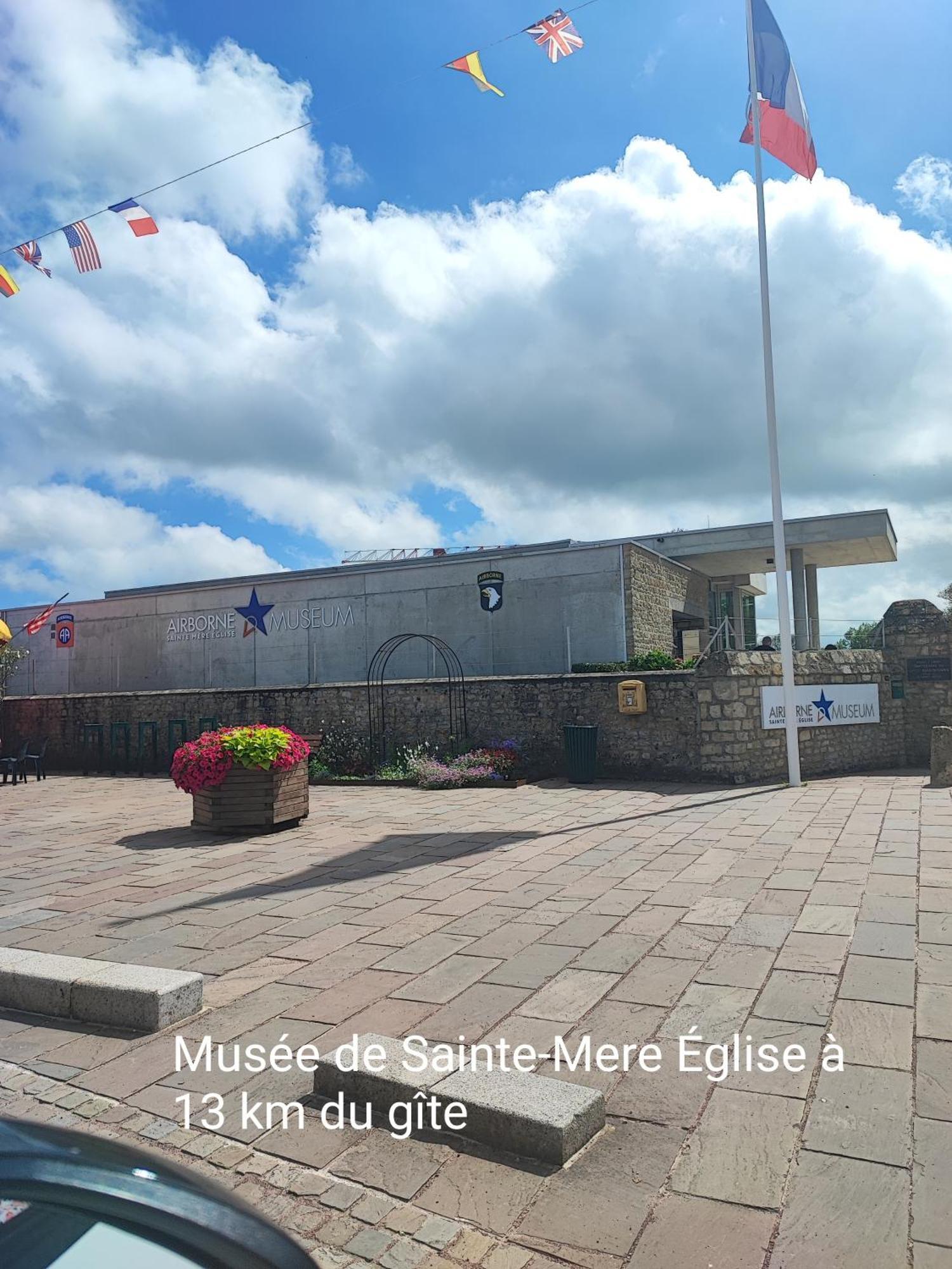 Le Gite De Daisy Saint-Come-du-Mont Bagian luar foto